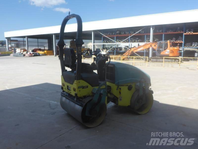 Ammann ARX26 Jordvibrationstromler