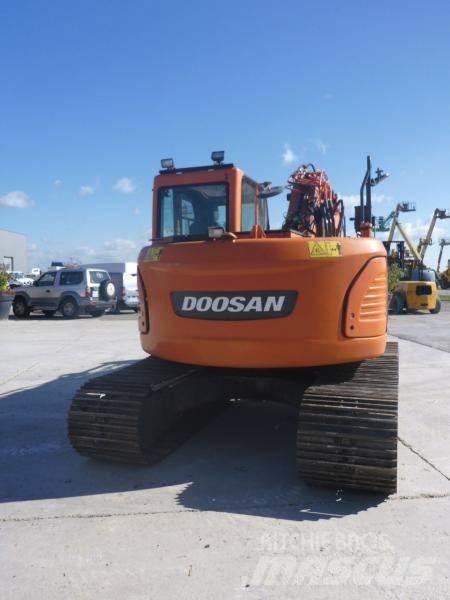 Doosan DX140LC Gravemaskiner på larvebånd