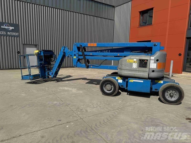 Genie Z45/25 Bomlifte med knækarm