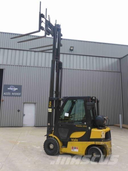 Yale GLP25VX Gaffeltrucks - andre