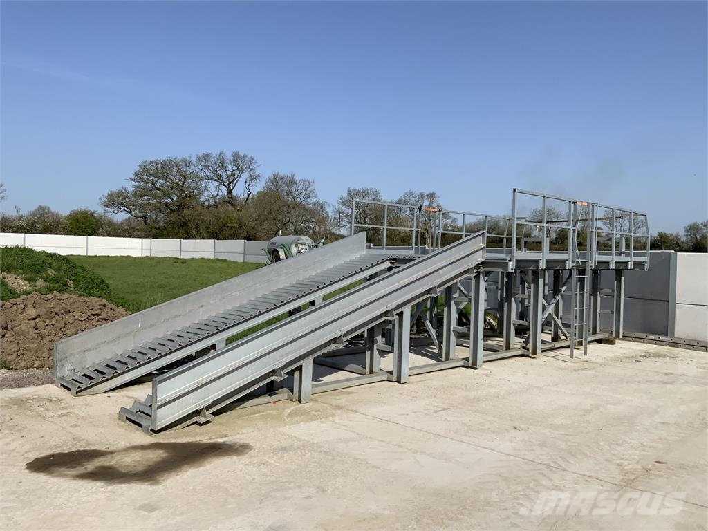 Galvanized Wash Ramp, Storbritannien - Brugte landbrug - Andet - Mascus ...
