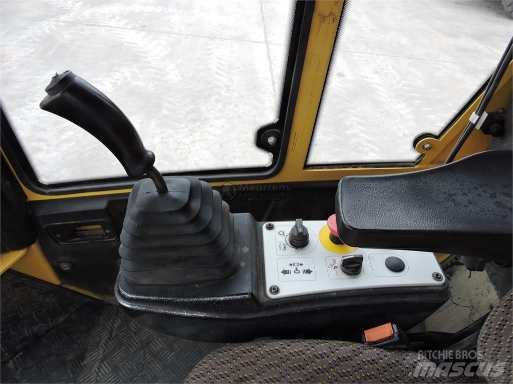 Bomag BW211D-4 GERMAN Andre tromler