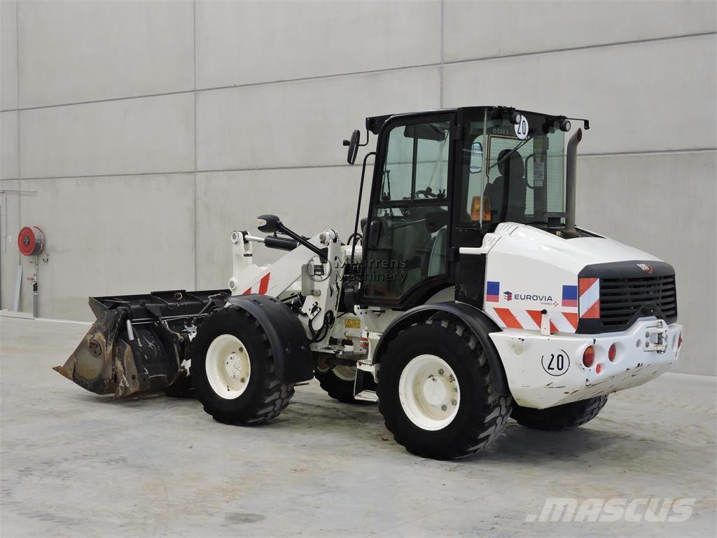 CAT 908M + FORK Læssemaskiner på hjul