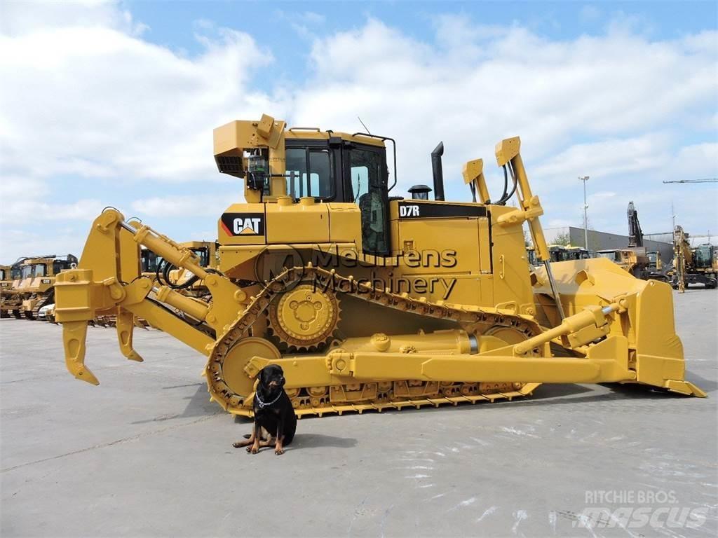 CAT D7R Bulldozere