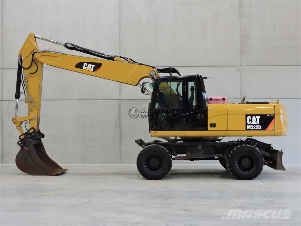 CAT M322D Gravemaskiner på hjul