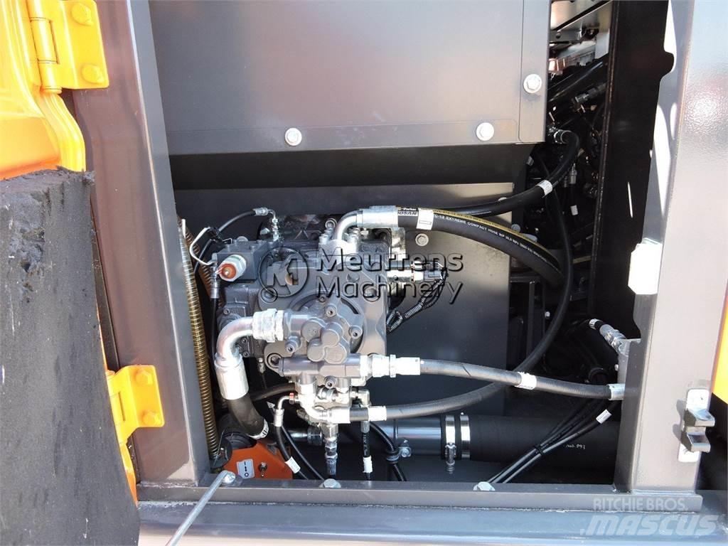 Doosan DX140LC Gravemaskiner på larvebånd