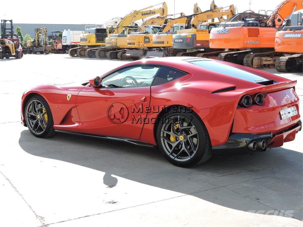 Ferrari 812 Super Fast Entreprenør - Andet