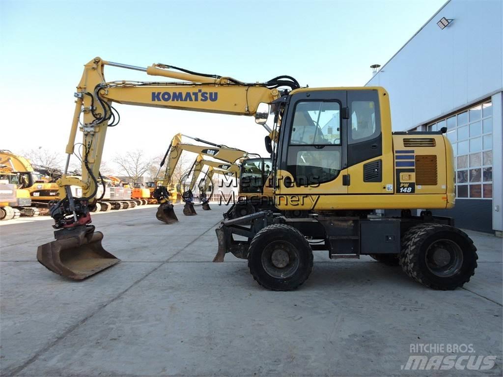 Komatsu PW148 Gravemaskiner på hjul