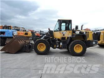 Komatsu WA320 Læssemaskiner på hjul