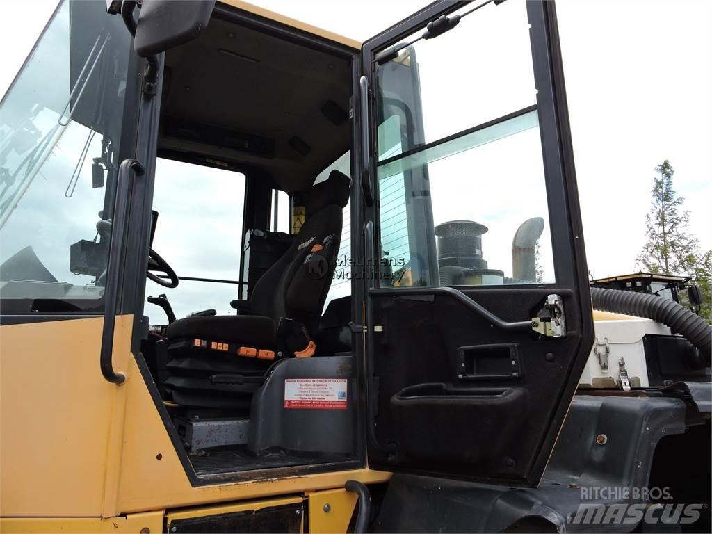 Komatsu WA320 Læssemaskiner på hjul