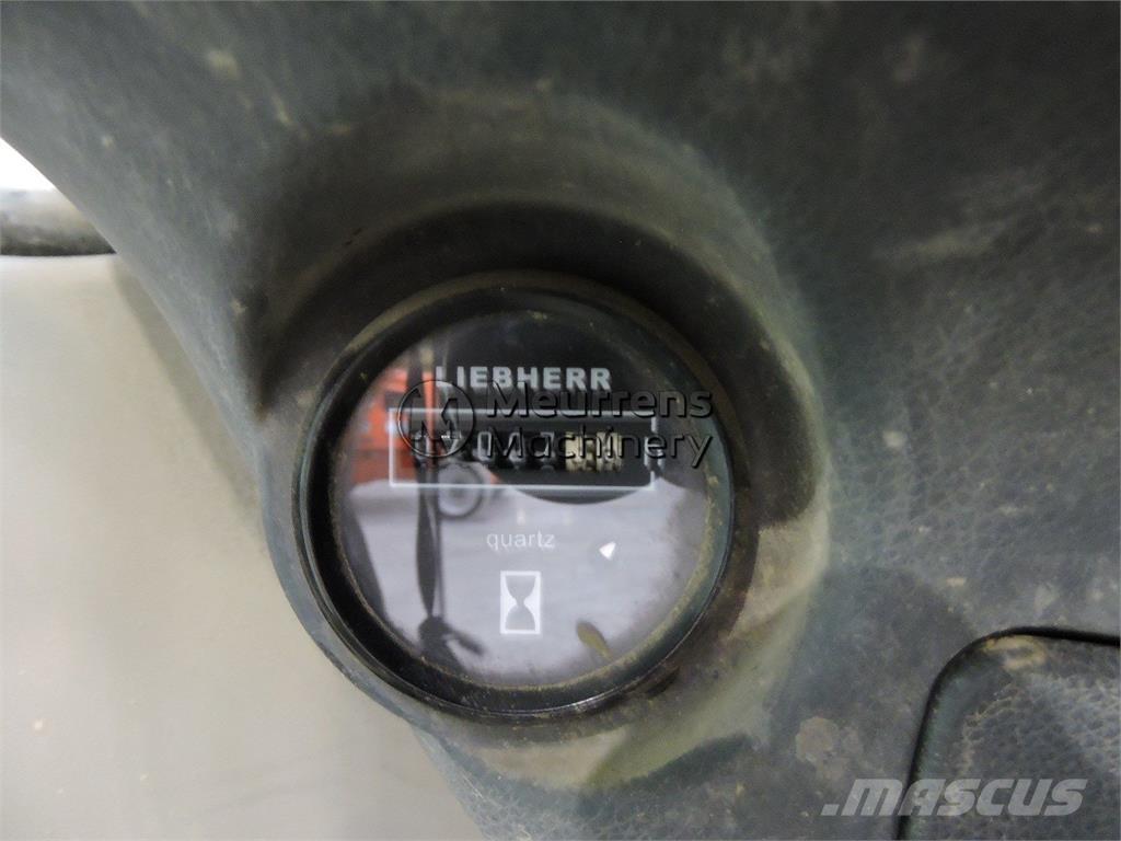 Liebherr A312 Gravemaskiner på hjul