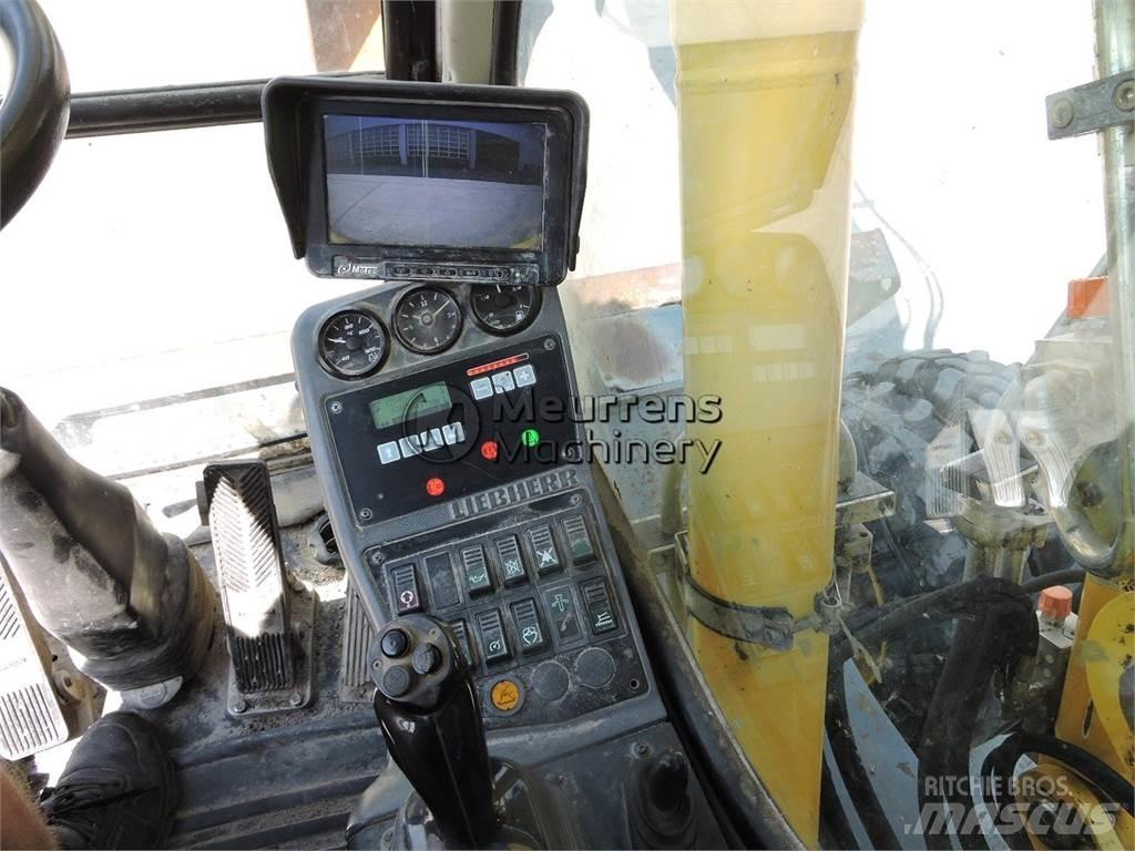 Liebherr A314 Gravemaskiner på hjul