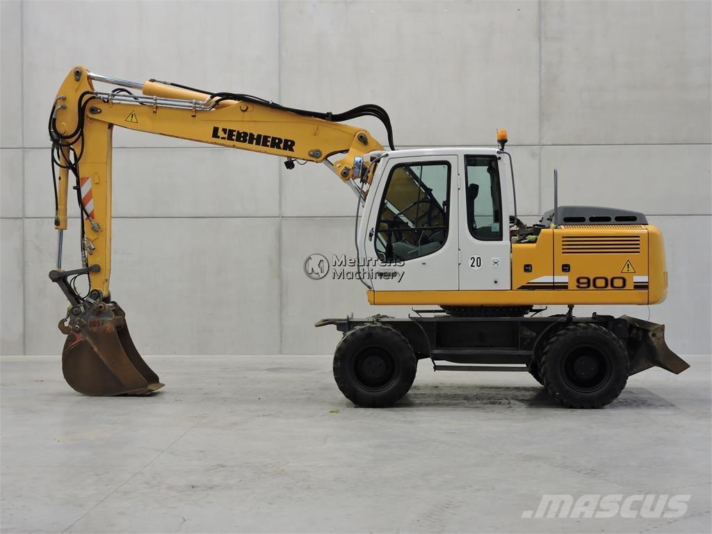 Liebherr A900C Gravemaskiner på hjul