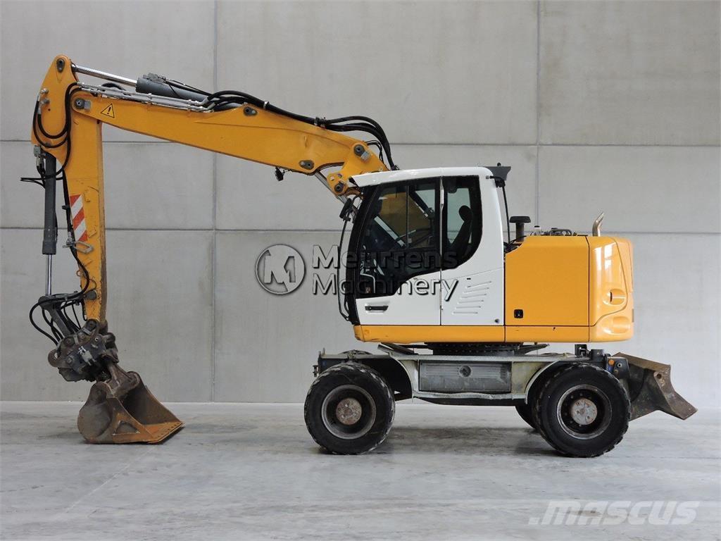 Liebherr A918 Gravemaskiner på hjul