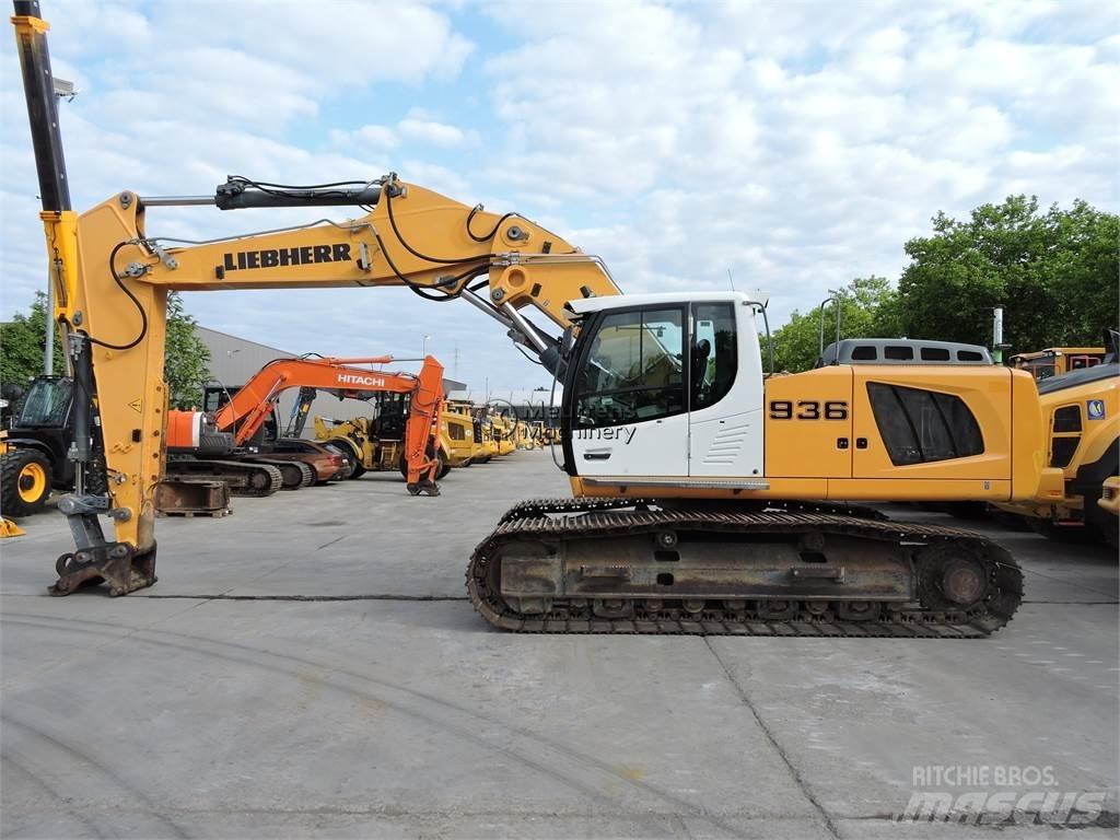 Liebherr R936LC Gravemaskiner på larvebånd