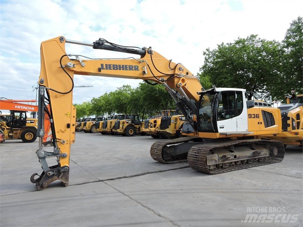 Liebherr R936LC Gravemaskiner på larvebånd