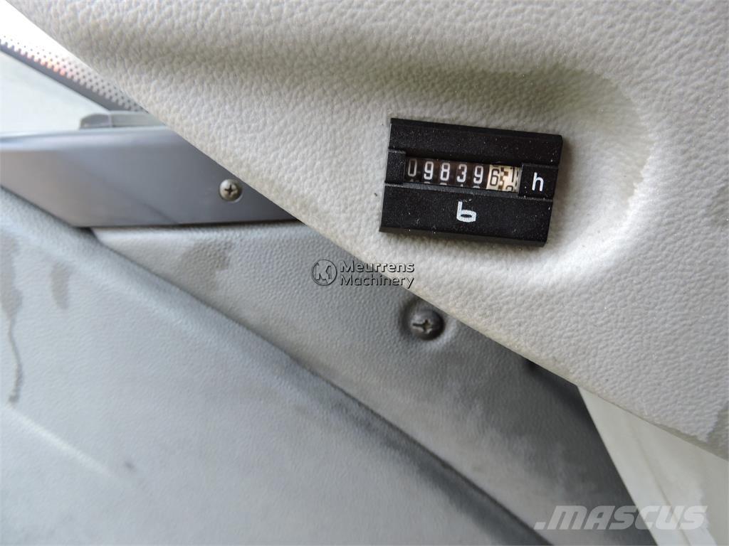 Liebherr R936LC Gravemaskiner på larvebånd