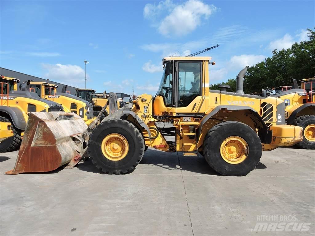 Volvo L120F Læssemaskiner på hjul