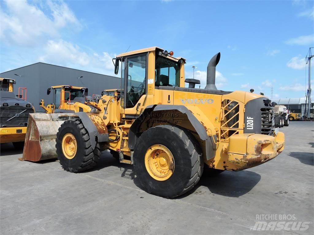 Volvo L120F Læssemaskiner på hjul