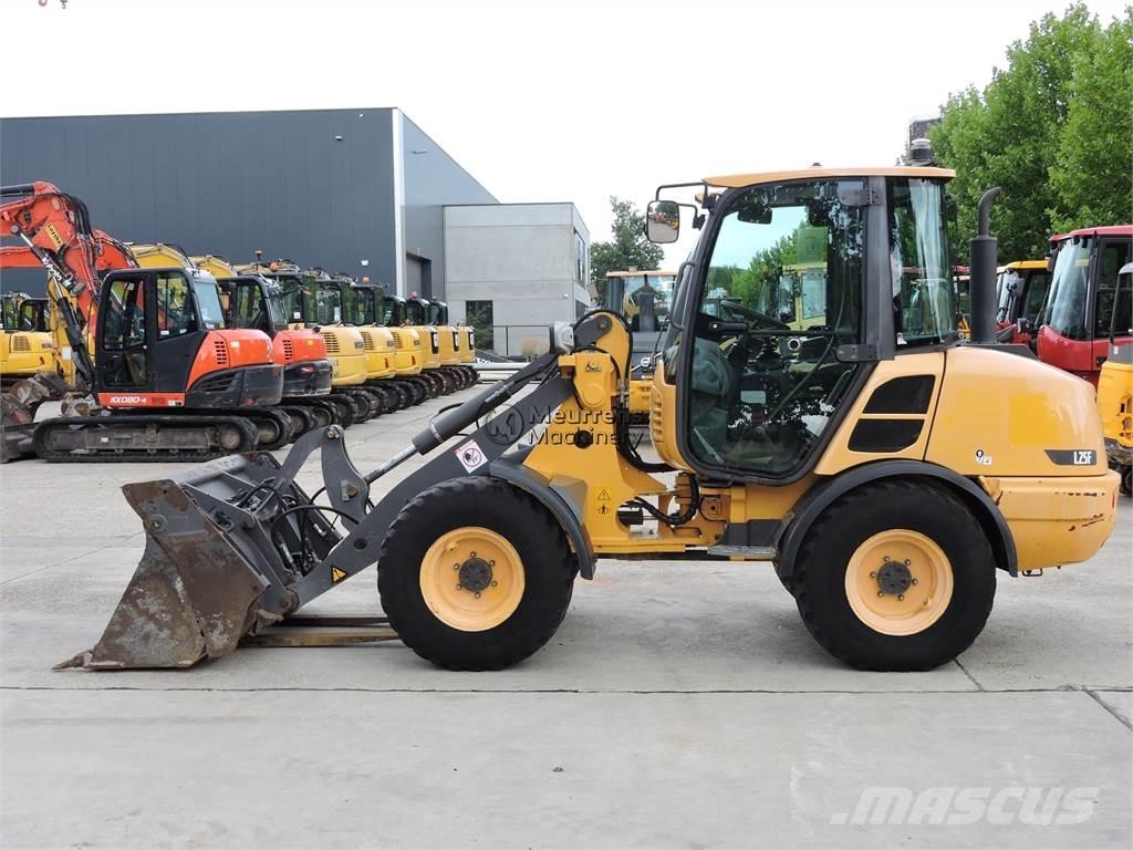 Volvo L25F + FORK Læssemaskiner på hjul