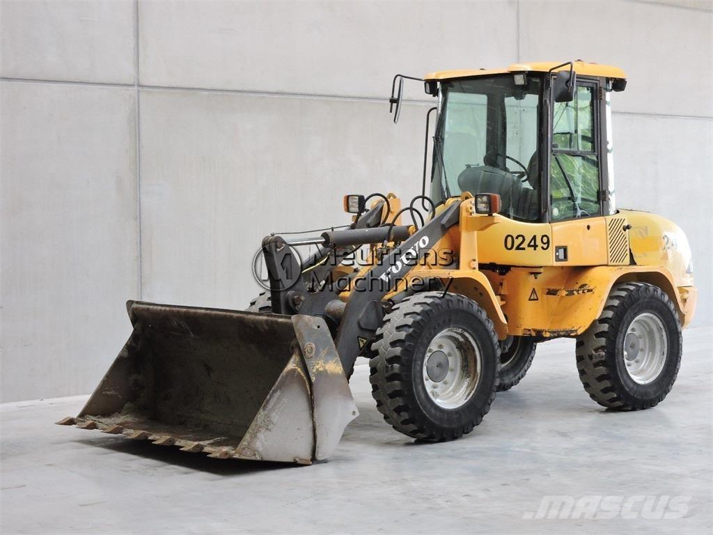 Volvo L30B Læssemaskiner på hjul