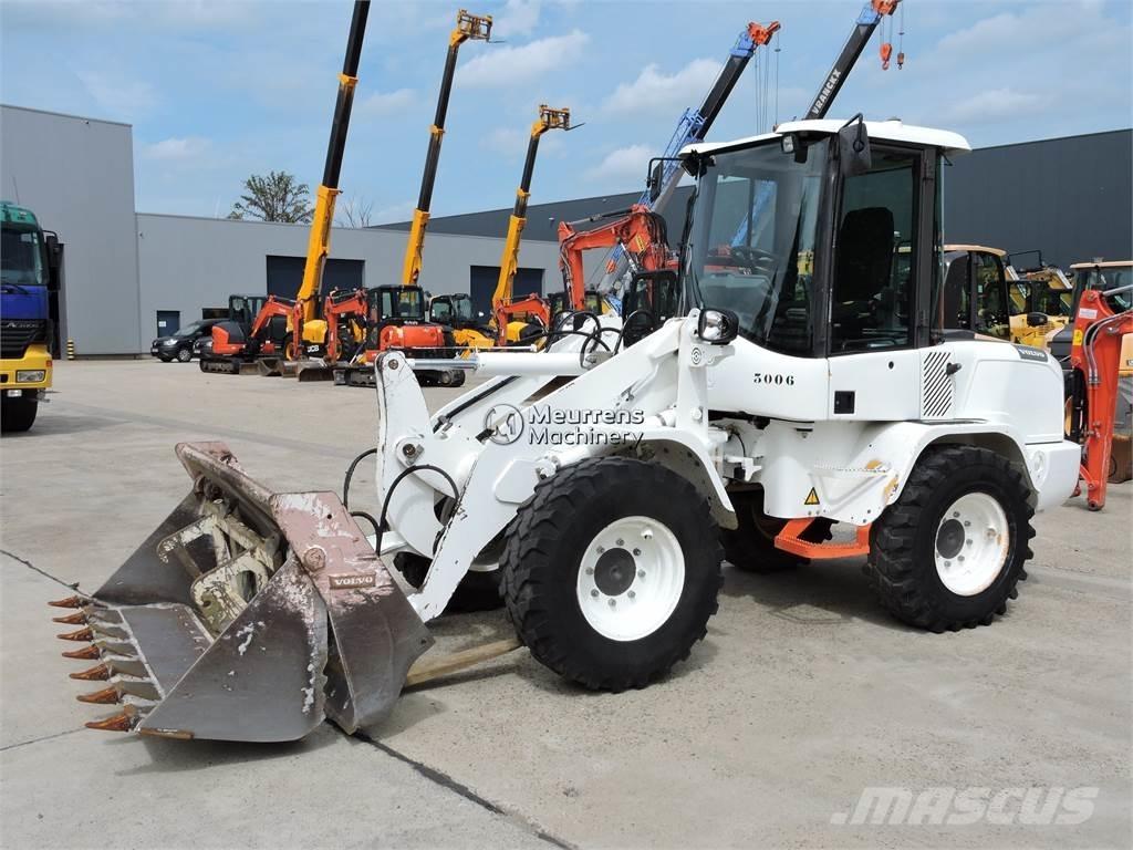 Volvo L30G + FORK Læssemaskiner på hjul