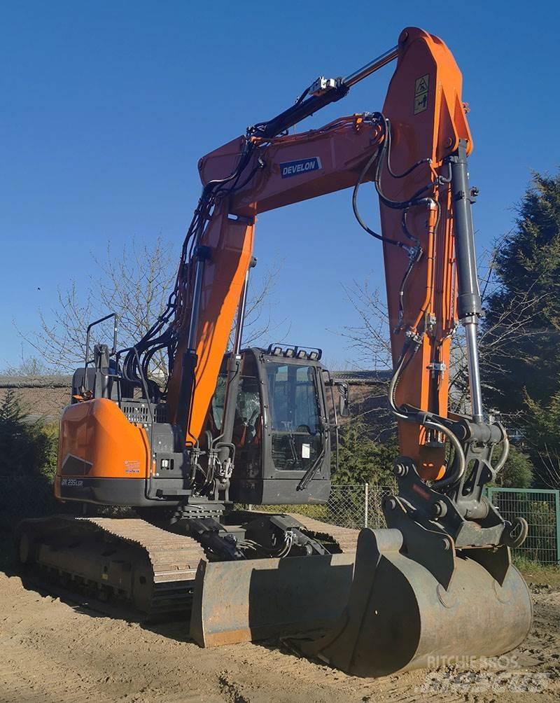 Develon DX 235 LCR-7 Gravemaskiner på larvebånd