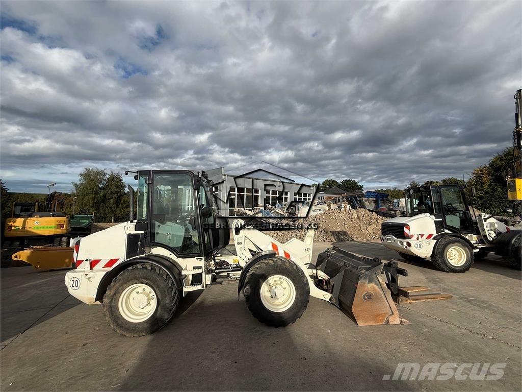 CAT 908M Læssemaskiner på hjul