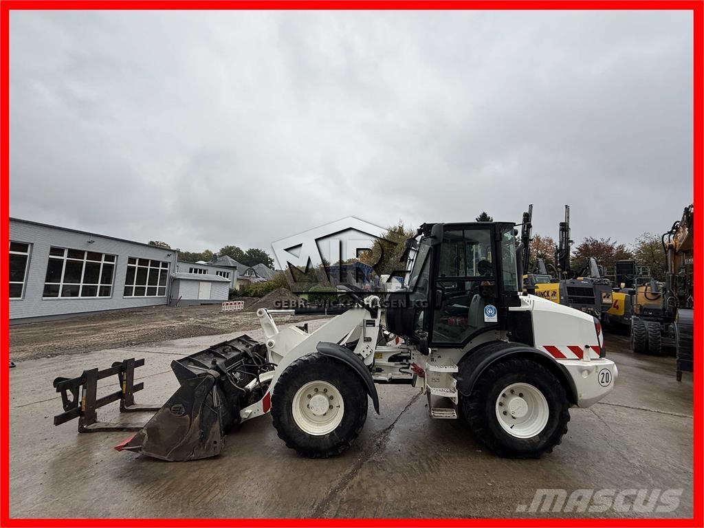 CAT 908M Læssemaskiner på hjul