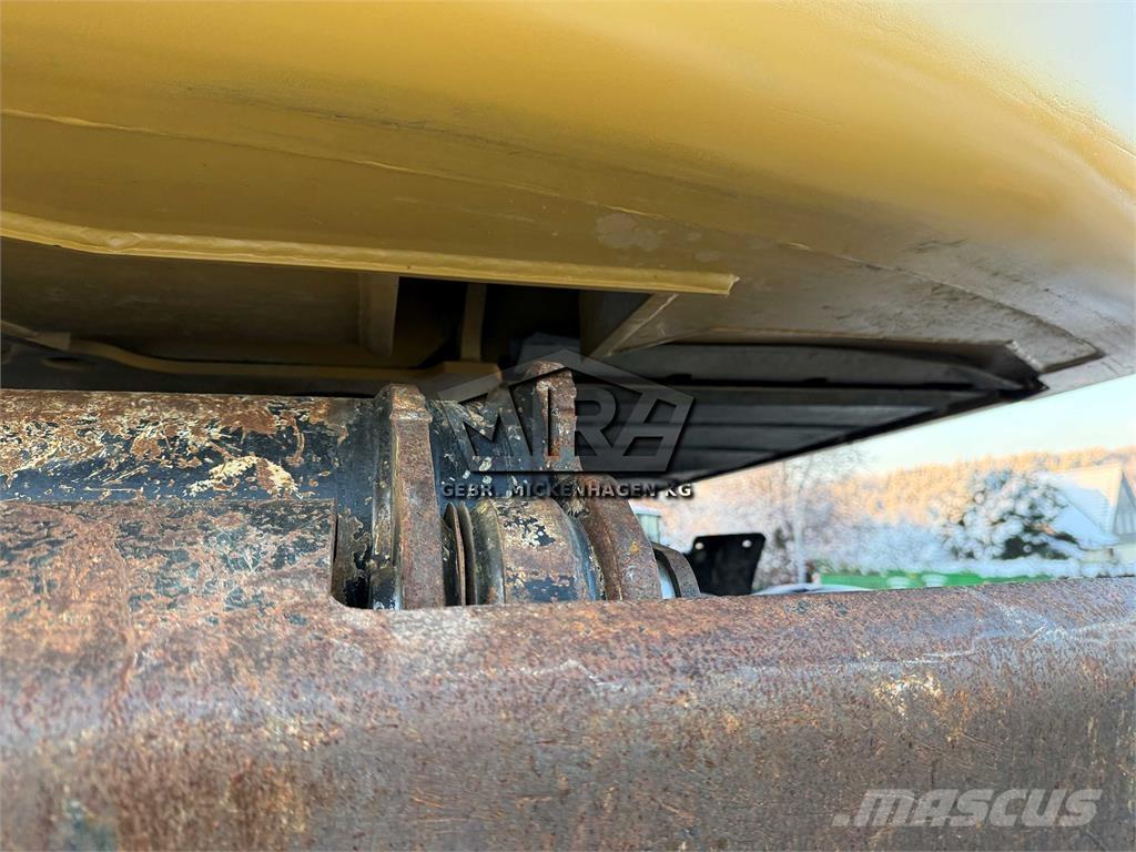 CAT M 316 D Gravemaskiner på hjul