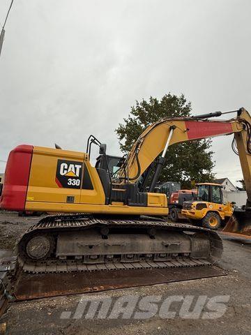 CAT 330 Gravemaskiner på larvebånd