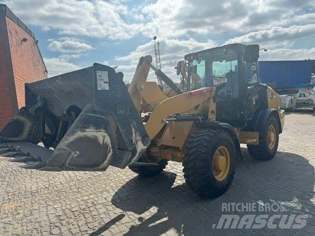 CAT 906 Læssemaskiner på hjul
