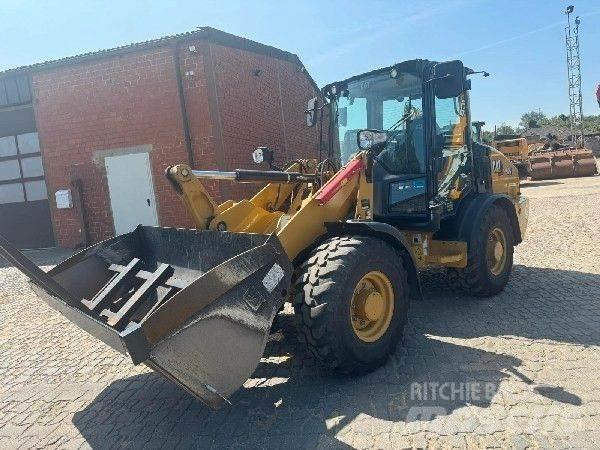 CAT 906 Læssemaskiner på hjul