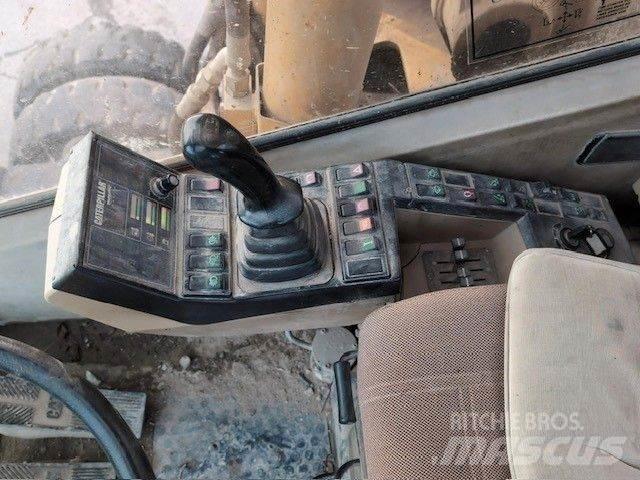 CAT M320 Gravemaskiner på hjul