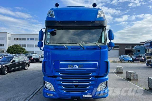 DAF XF510 6x2 Lastbil - Gardin