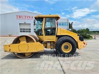 Dynapac CA302D Andre tromler