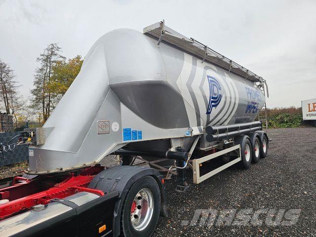 Feldbinder 46m³ Semi-trailer med Tank