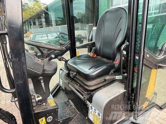 GiANT G2200 HD Frontlæssere og gravere