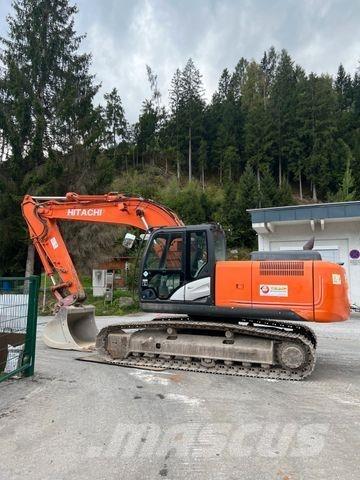 Hitachi ZX210LC-5 Gravemaskiner på larvebånd