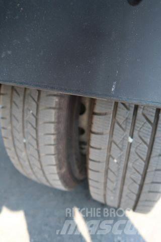 Iveco 70 C 17 4x2 Lastbiler med tip