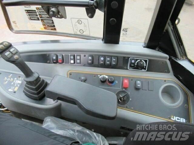 JCB TM220 Agri Frontlæssere og gravere