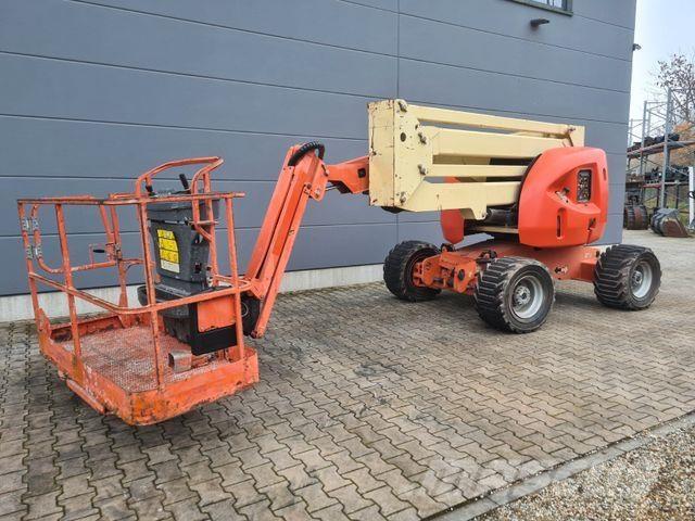 JLG 450 AJ - Bomlifte med knækarm