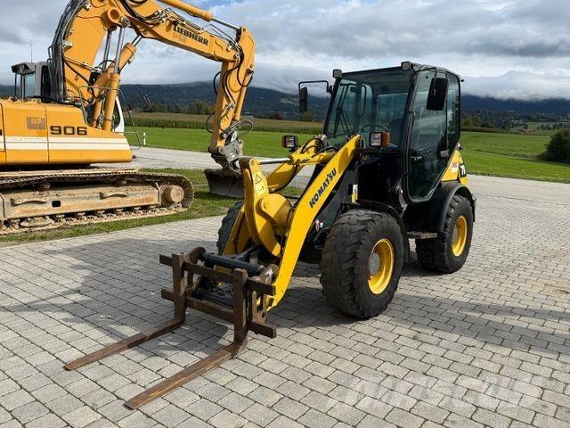 Komatsu WA70-5 Læssemaskiner på hjul