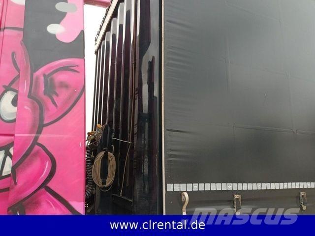 Krone SD Semi-trailer med Gardinsider