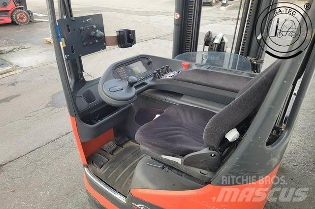 Linde R12B Reachtruck