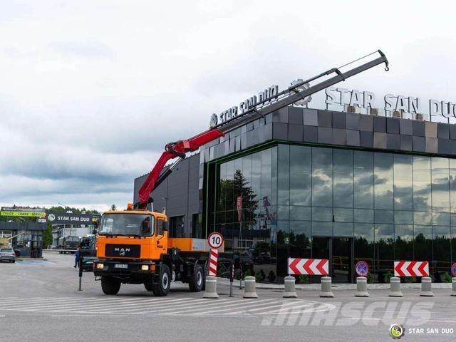 MAN - Lastbil med kran