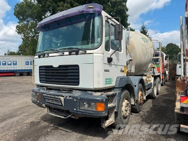 MAN 32.364 8x4 10m³ Betonbiler