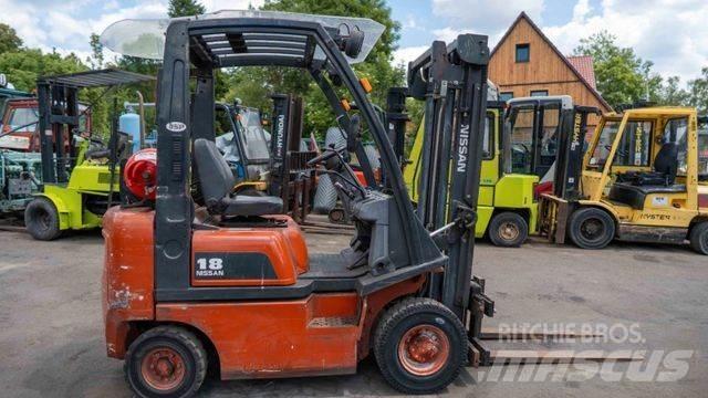 Nissan 18 LPG gaffeltrucks