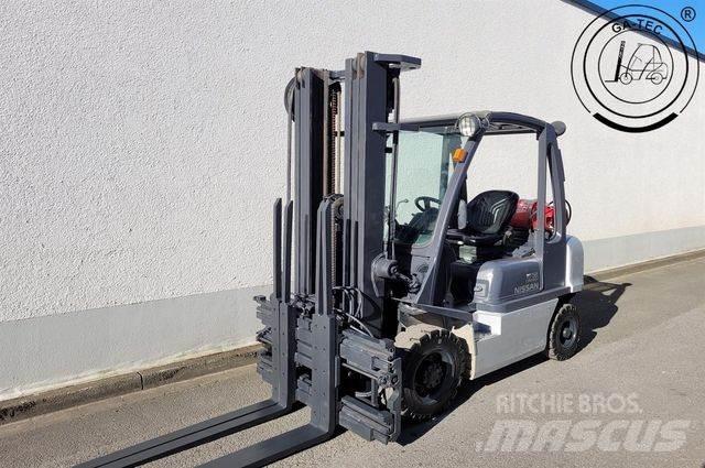Nissan U1D2A25LQ LPG gaffeltrucks