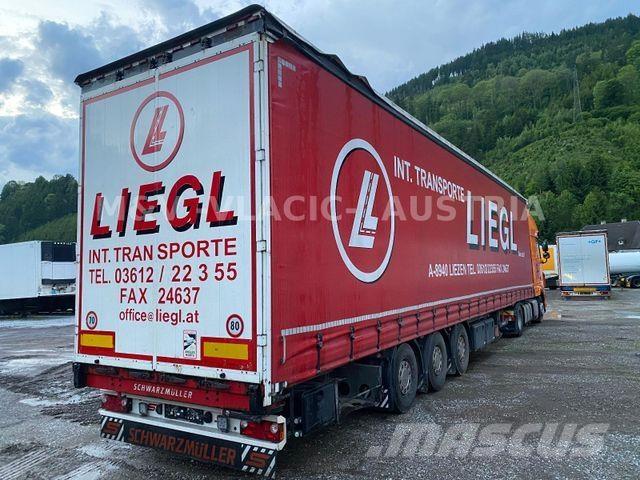 Schwarzmüller Mega Semi-trailer med Gardinsider